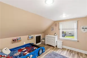 17 Caporal St, Cranston, RI 02910 - Photo 28