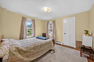 130 Vaughn Ave, Warwick, RI 02886 - Photo 10