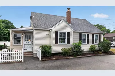 130 Vaughn Avenue, Warwick, RI 02886 - Photo 2