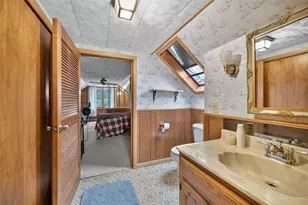 130 Vaughn Ave, Warwick, RI 02886 - Photo 16