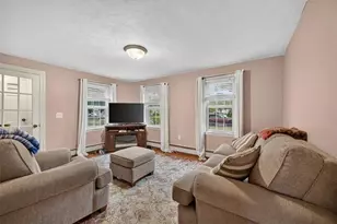 130 Vaughn Ave, Warwick, RI 02886 - Photo 8