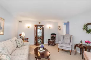 29 Carriage Way, North Providence, RI 02904 - Photo 24