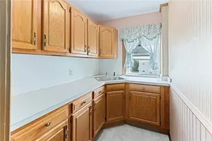 82 Owen Ave, Pawtucket, RI 02860 - Photo 24