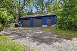 39 W Wrentham Rd, Cumberland, RI 02864 - Photo 2