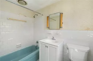 7 Westwood Dr, Portsmouth, RI 02871 - Photo 36