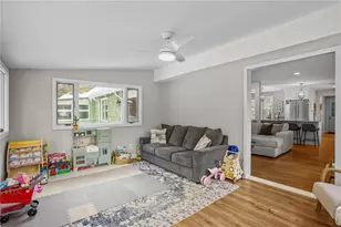 42 Georgiana Dr, Cumberland, RI 02864 - Photo 12