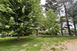 45 Ayrault St, Newport, RI 02840 - Photo 4