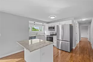 236 Dexter St, Portsmouth, RI 02871 - Photo 8