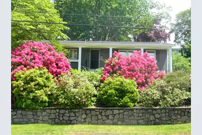 90 Quaker Drive, West Warwick, RI 02893 - Photo 4