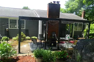 90 Quaker Dr, West Warwick, RI 02893 - Photo 10