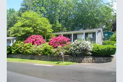 90 Quaker Drive, West Warwick, RI 02893 - Photo 2