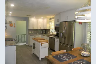 90 Quaker Drive, West Warwick, RI 02893 - Photo 14