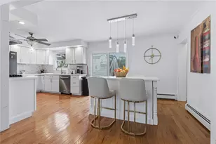 20 Stewart St, Warwick, RI 02889 - Photo 8