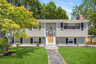 247 Asylum Rd, Warwick, RI 02886 - Photo 2