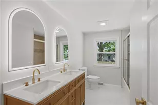 247 Asylum Rd, Warwick, RI 02886 - Photo 12