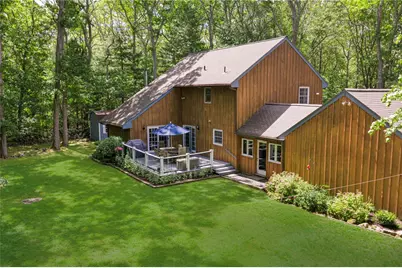 106 Wendy Lane, South Kingstown, RI 02879 - Photo 2