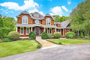357 Congdon Dr, South Kingstown, RI 02879 - Photo 2