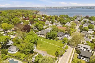 78 Narragansett Ave, Jamestown, RI 02835 - Photo 1