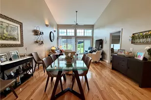 107 Bella Vista Cir, Glocester, RI 02859 - Photo 10