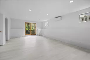 23 Lawndale Dr, Warwick, RI 02818 - Photo 34
