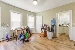 75 Baldwin St, Pawtucket, RI 02860 - Photo 30