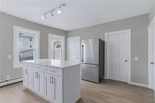 75 Baldwin St, Pawtucket, RI 02860 - Photo 4