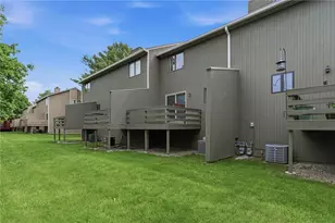 9 Tamarac Dr, Smithfield, RI 02828 - Photo 32