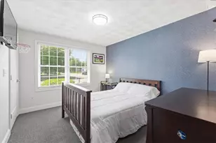 127 Sun Valley Dr, Cumberland, RI 02864 - Photo 16