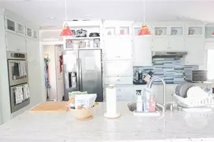 39 Sunrise Ave, West Warwick, RI 02893 - Photo 8
