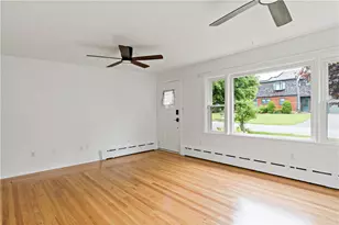 3 Ruth St, Middletown, RI 02842 - Photo 4