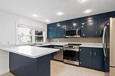 3 Ruth Street, Middletown, RI 02842 - Photo 8
