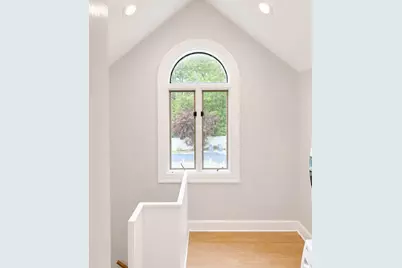 229 Highland Avenue #2, Attleboro, MA 02703 - Photo 12