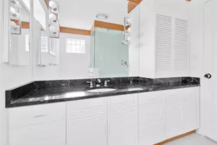 275 Boston Neck Rd, Narragansett, RI 02882 - Photo 24