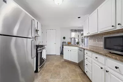 35 Gianna Drive, Cranston, RI 02921 - Photo 14