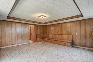 183 Lawn St, Providence, RI 02908 - Photo 28