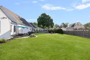 125 Fiske Ave, Cumberland, RI 02864 - Photo 6