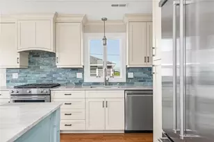 146 Green Hill Ocean Dr, South Kingstown, RI 02879 - Photo 12