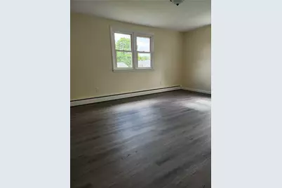 11 Wood Street, West Warwick, RI 02893 - Photo 10