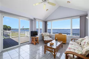 2 King Phillip Ave, Bristol, RI 02809 - Photo 18
