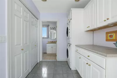 2 King Phillip Avenue, Bristol, RI 02809 - Photo 32