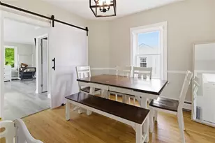 27 Hemlock Ave, Cranston, RI 02910 - Photo 8