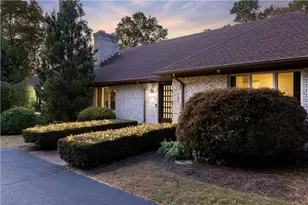 140 White Birch Cir, Scituate, RI 02831 - Photo 4