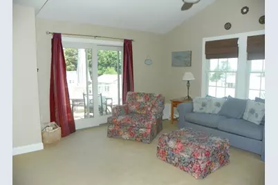 37 Hull Street, South Kingstown, RI 02879 - Photo 14