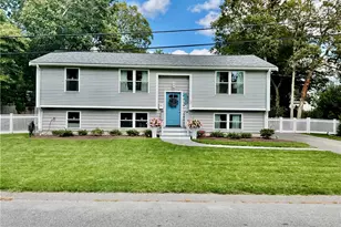 15 Grove St, Fairhaven, MA 02719 - Photo 2