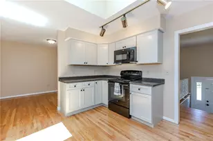 26 Seneca Rd, Portsmouth, RI 02871 - Photo 12