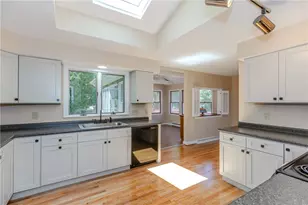 26 Seneca Rd, Portsmouth, RI 02871 - Photo 14