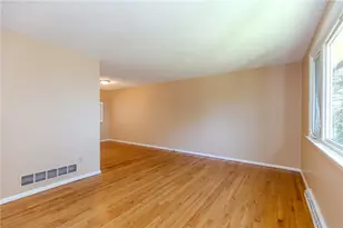 26 Seneca Rd, Portsmouth, RI 02871 - Photo 8