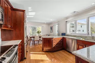 421 Bellevue Ave, Newport, RI 02840 - Photo 10