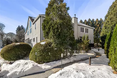 421 Bellevue Avenue #3B, Newport, RI 02840 - Photo 2