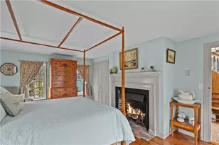 11 Cross St, Newport, RI 02840 - Photo 16